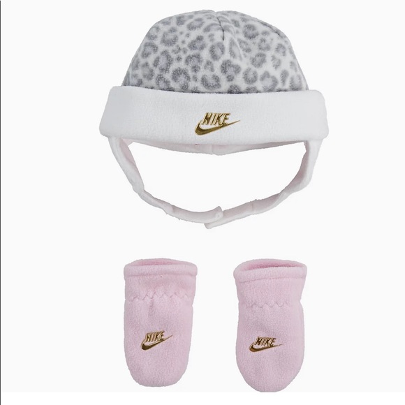 *NWT* Baby Nike Leopard Print Trapper Hat and Mittens Set - Picture 4 of 7